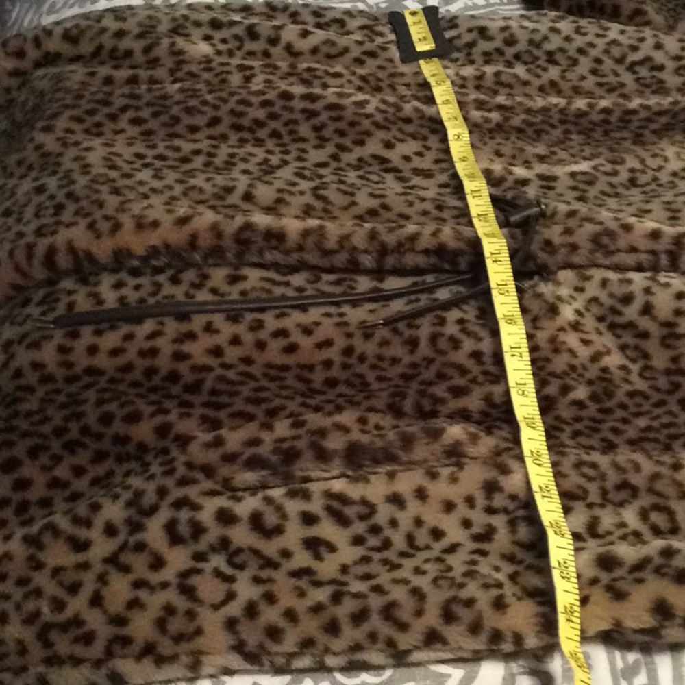 🎉HP 🎉VTG. 90s Faux Fur Coat - Picture 12 of 12